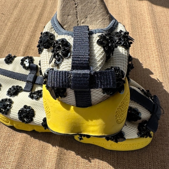 DIOR Christian Dior Fusion White Mesh Embellished Sneakers 38 - Picture 4 of 5